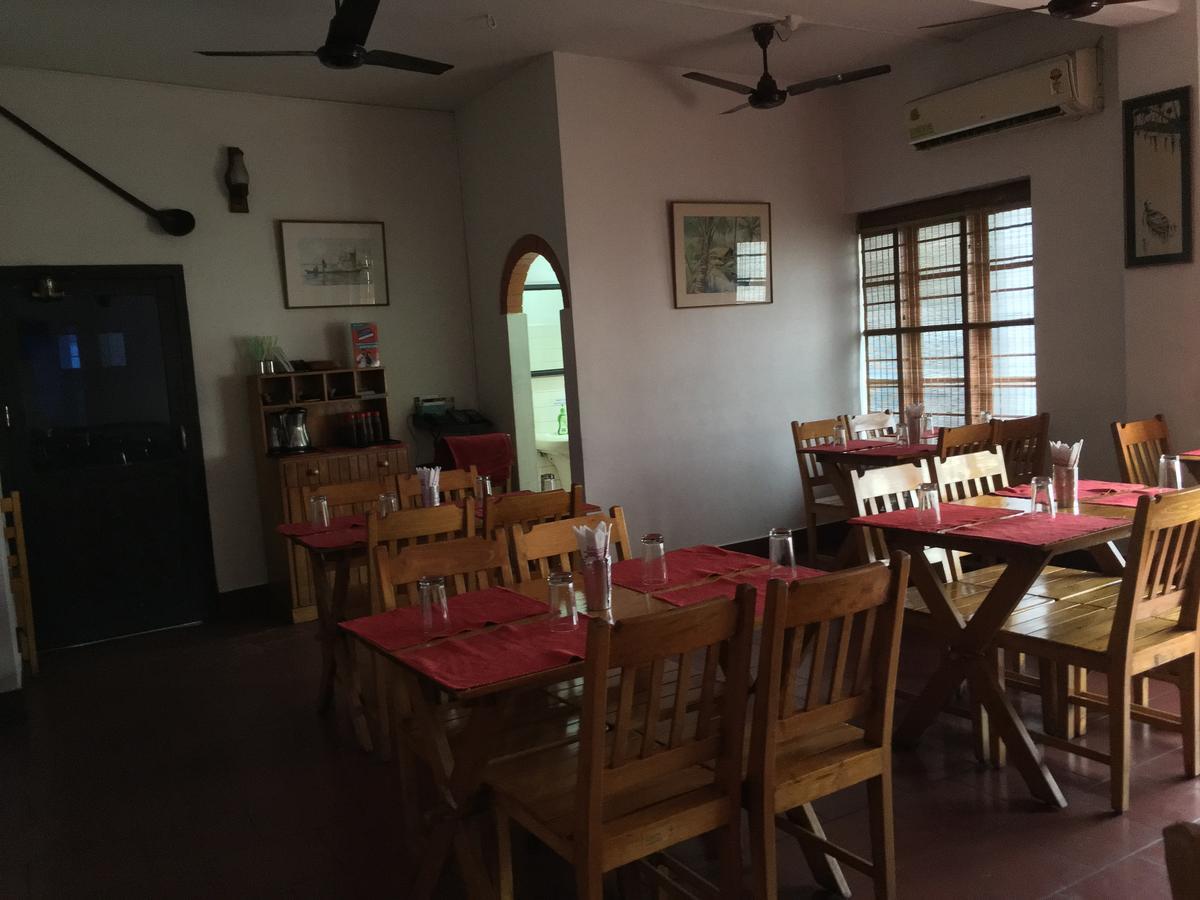Homestead Hotel Kottayam Exteriör bild